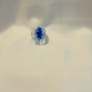 Murano Glass Italian Ring size 7/8 Brand New WHT. Gorgeous Ring .